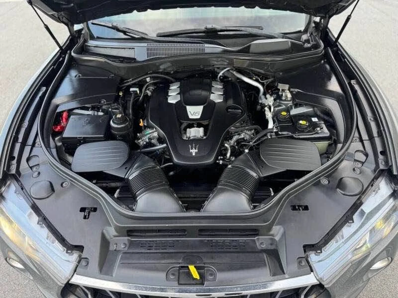 2017 Maserati Levante - Image 18 of 18