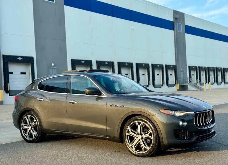 2017 Maserati Levante - Image 4 of 18