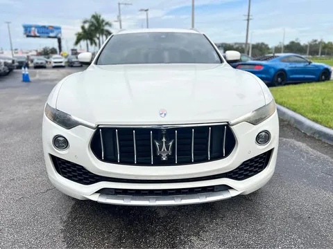 2017 Maserati Levante Levante