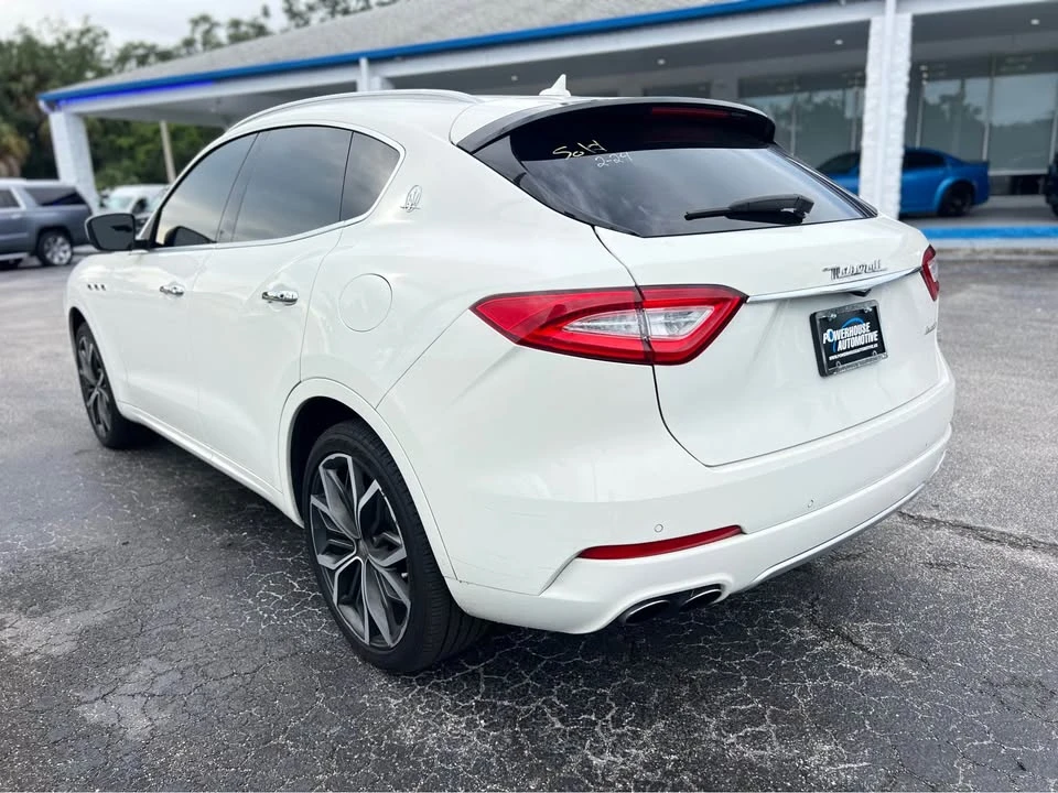 2017 Maserati Levante - Image 10 of 14