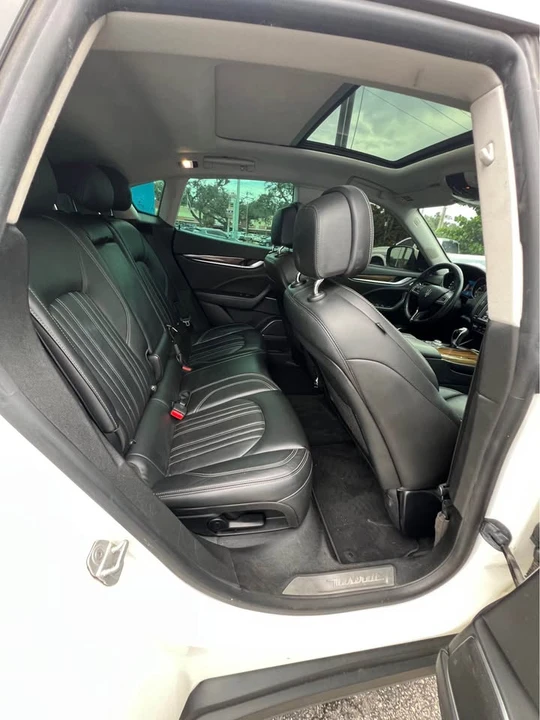 2017 Maserati Levante - Image 12 of 14