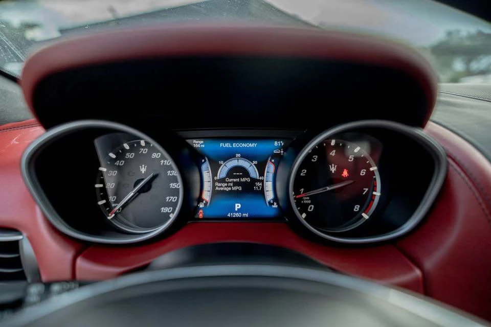 2017 Maserati Levante - Image 12 of 12