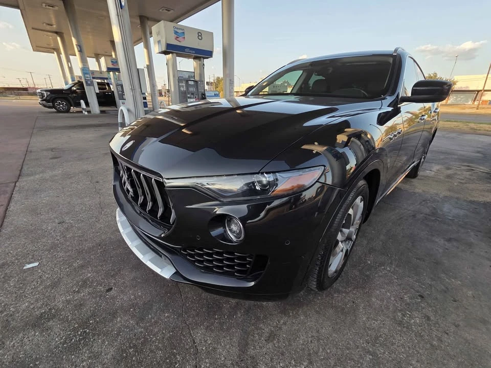 2017 Maserati Levante - Image 2 of 17