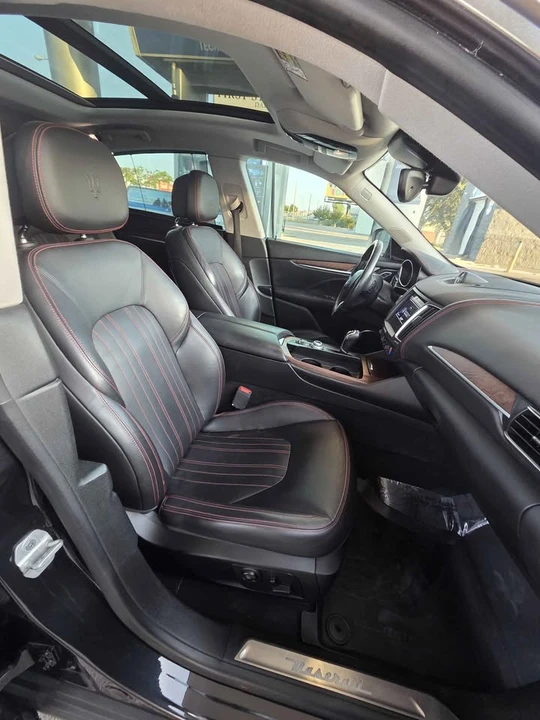 2017 Maserati Levante - Image 9 of 17