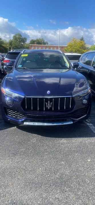 2017 Maserati Levante - Image 2 of 7