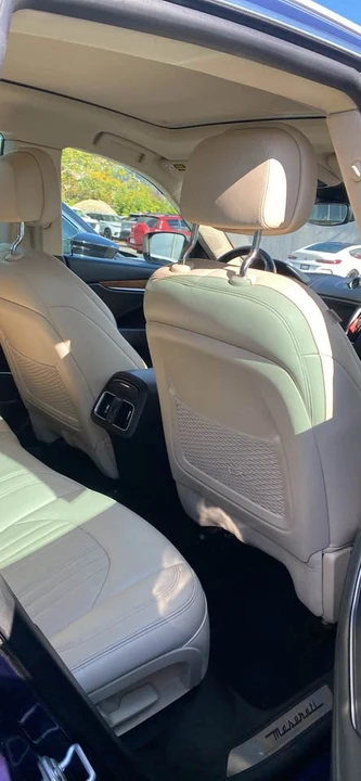 2017 Maserati Levante - Image 5 of 7