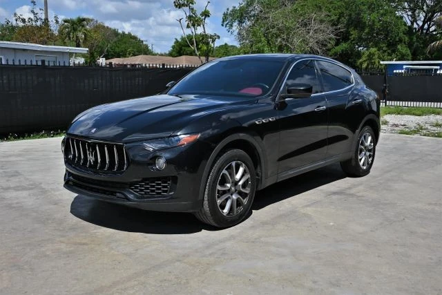 2017 Maserati Levante - Image 4 of 21