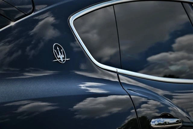 2017 Maserati Levante - Image 13 of 21
