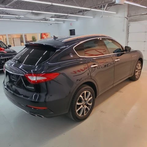 2017 Maserati Levante - Image 28 of 31