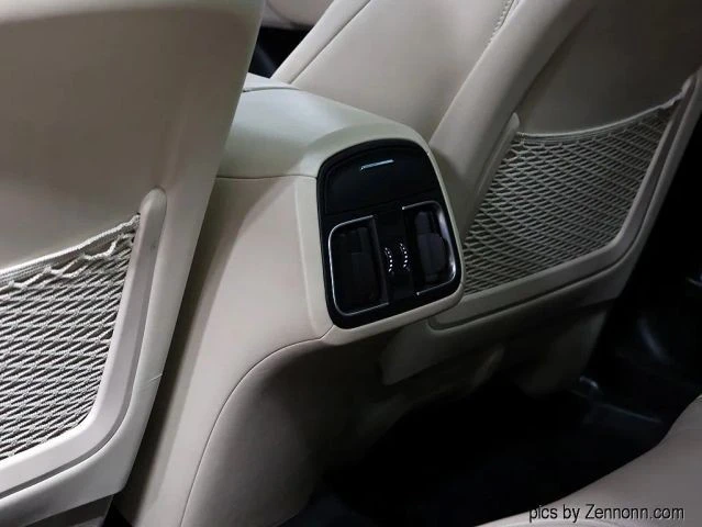 2017 Maserati Levante - Image 15 of 21