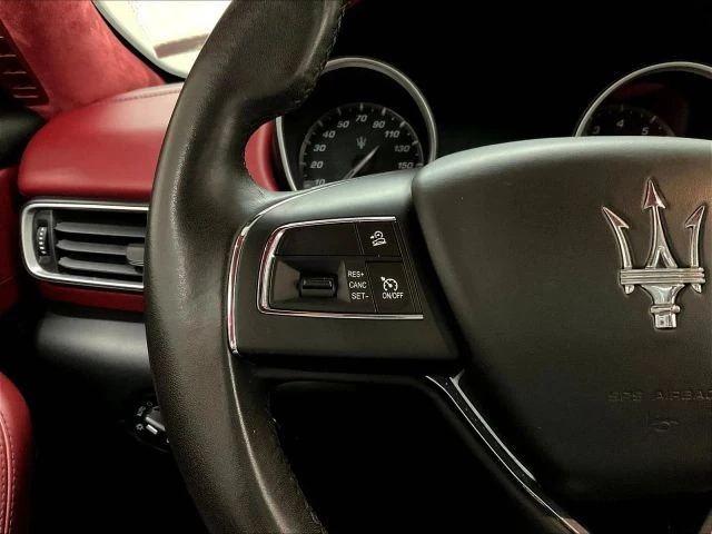 2017 Maserati Levante - Image 21 of 31