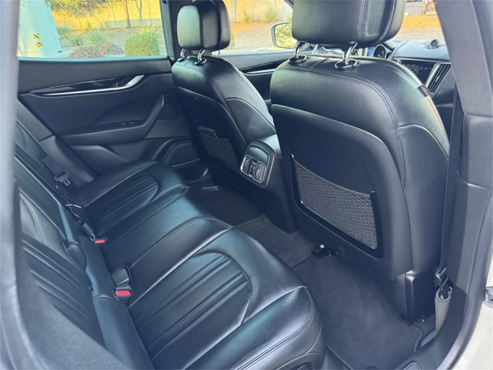 2017 Maserati Levante - Image 18 of 18