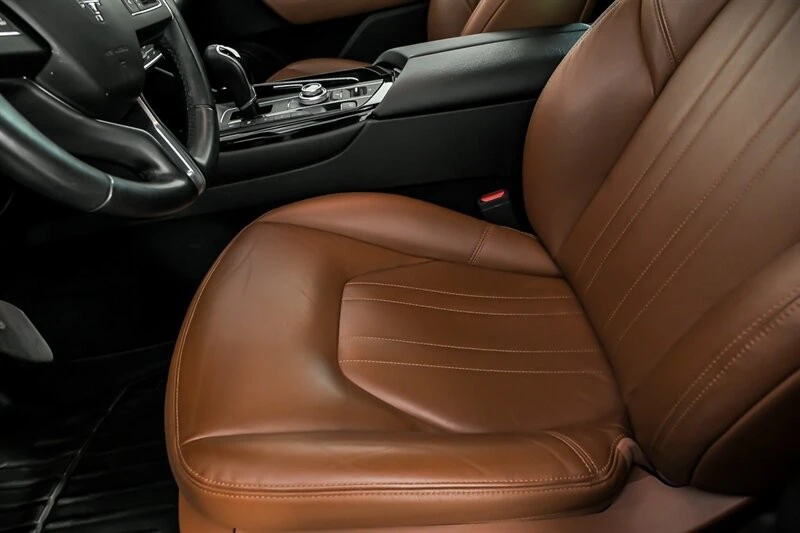 2017 Maserati Levante - Image 16 of 31