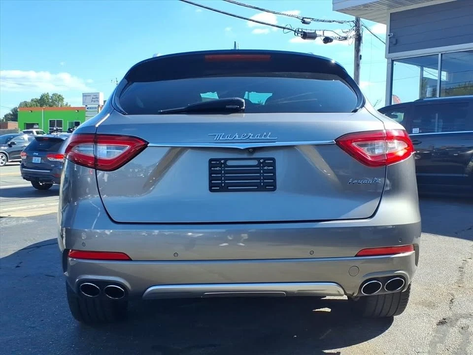 2017 Maserati Levante - Image 4 of 19