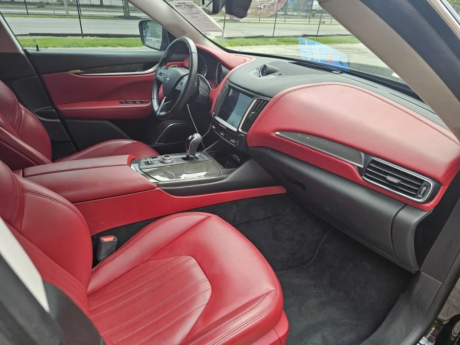 2017 Maserati Levante - Image 8 of 12