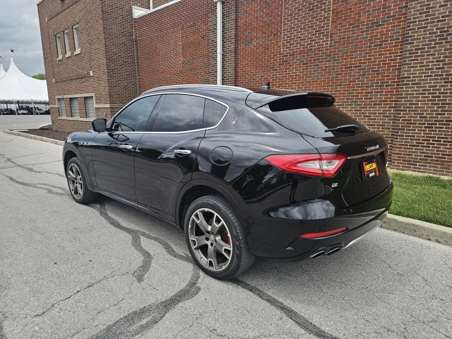 2017 Maserati Levante - Image 3 of 12