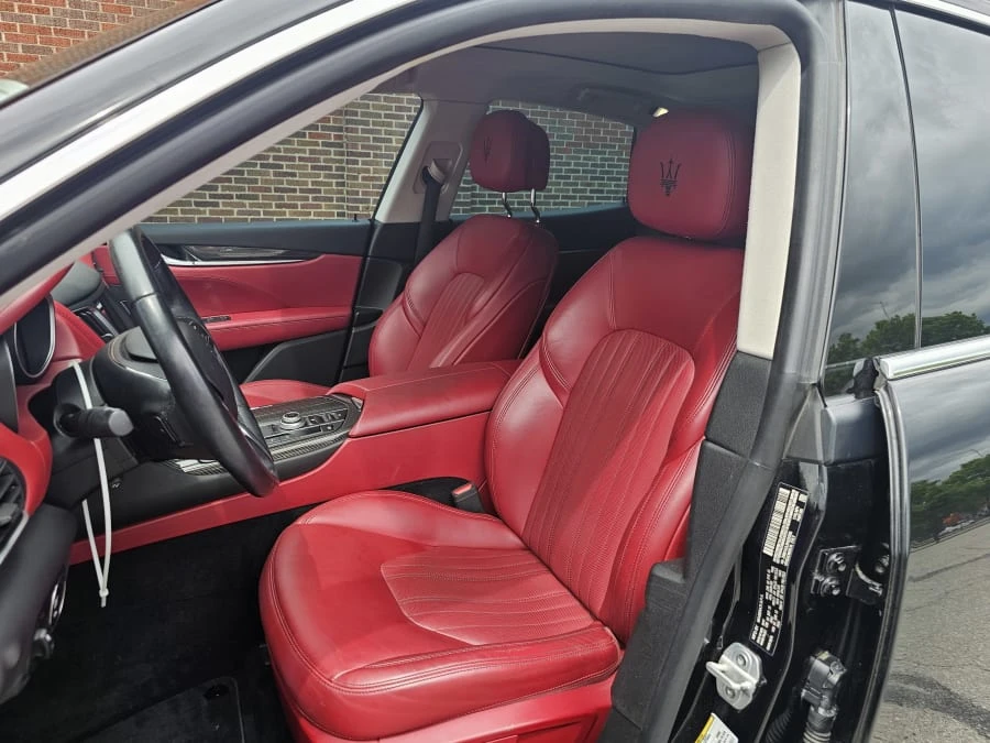2017 Maserati Levante - Image 4 of 12