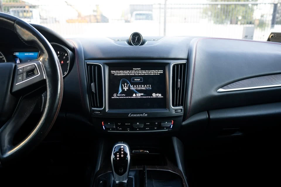 2017 Maserati Levante - Image 13 of 13