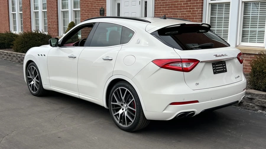 2017 Maserati Levante - Image 3 of 12