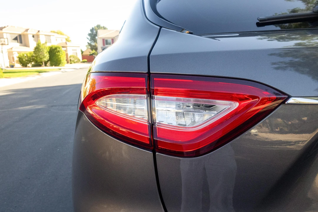 2017 Maserati Levante - Image 20 of 31