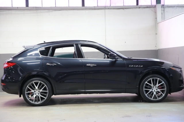 2017 Maserati Levante - Image 4 of 24