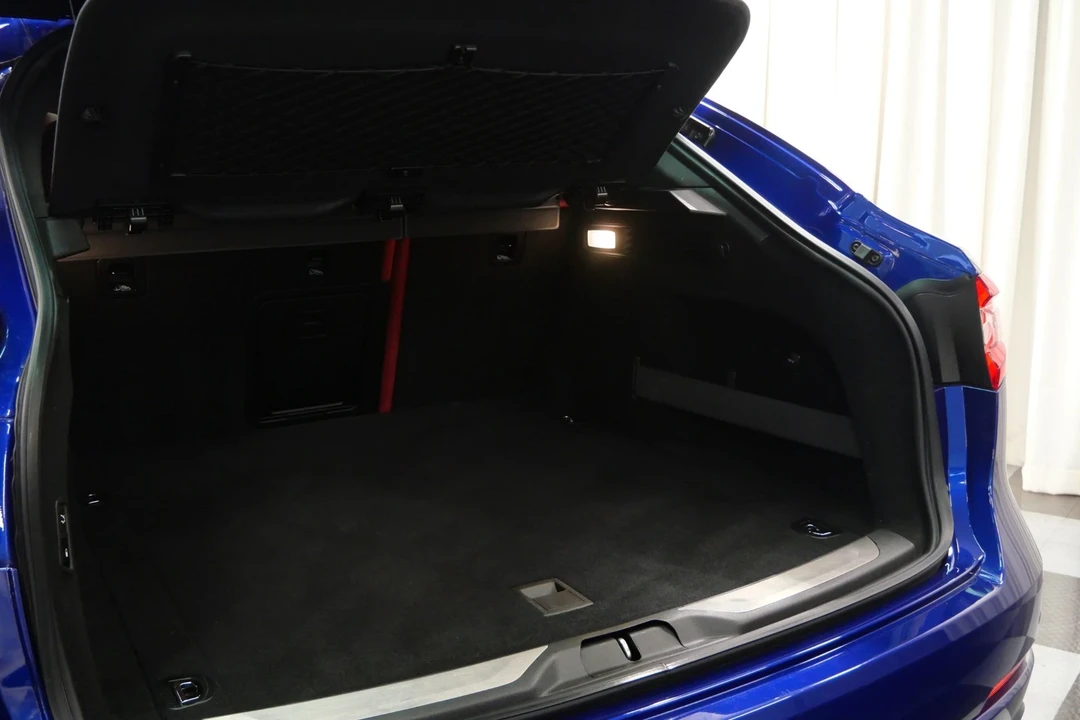 2017 Maserati Levante - Image 18 of 21