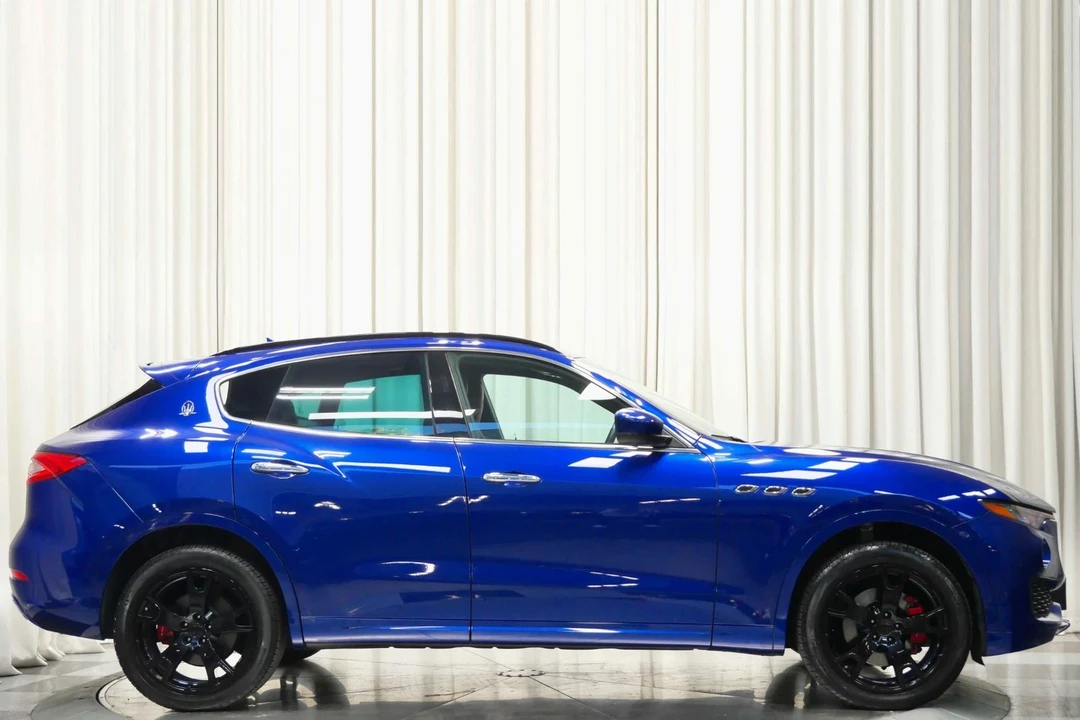 2017 Maserati Levante - Image 2 of 21