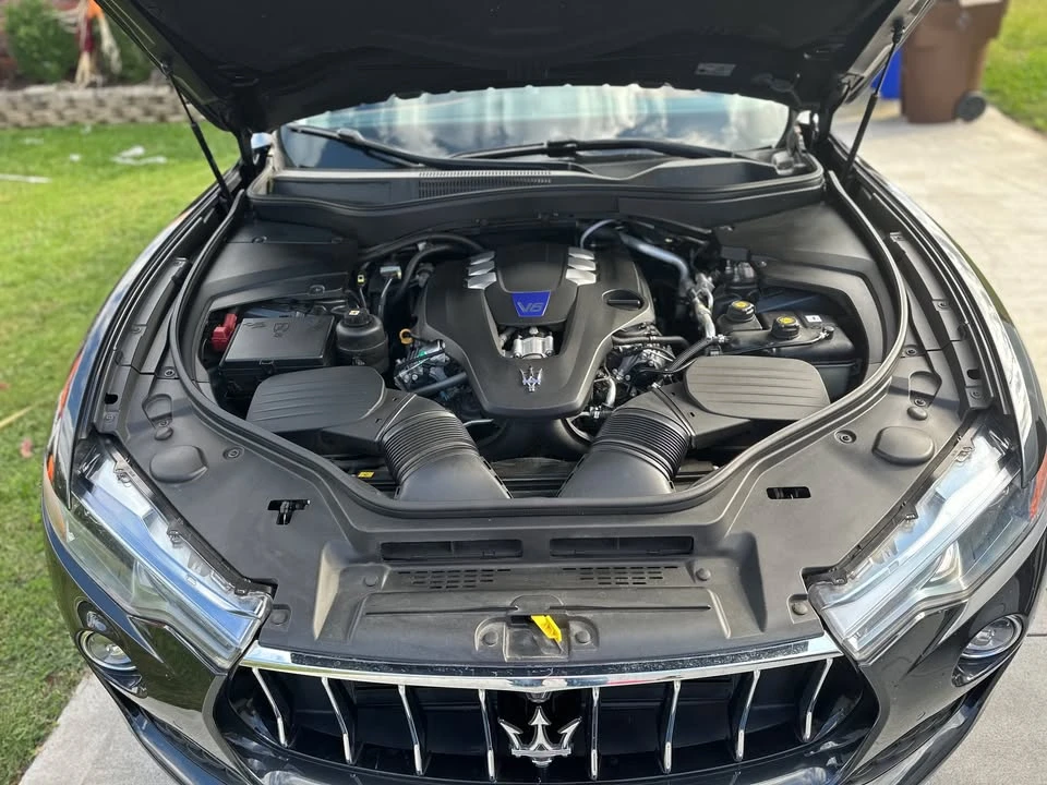 2017 Maserati Levante - Image 2 of 20
