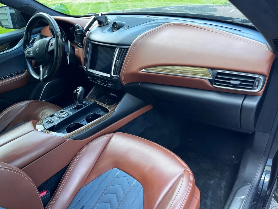 2017 Maserati Levante - Image 12 of 20