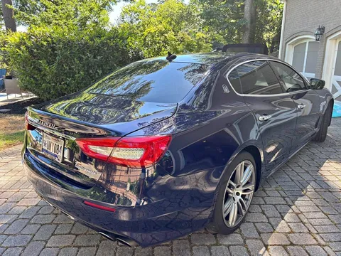 2017 Maserati Quattroporte GT Sedan 4D