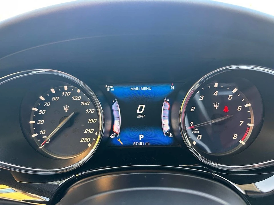 2017 Maserati Quattroporte 6th Gen - Image 16 of 24