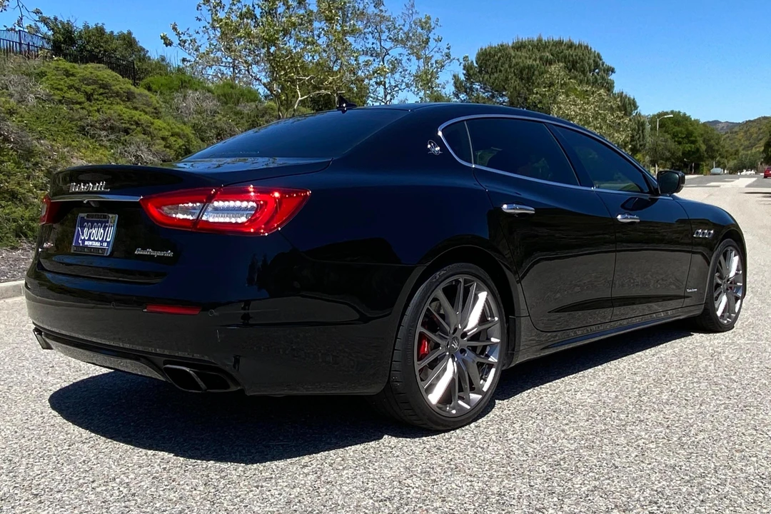 2017 Maserati Quattroporte 6th Gen - Image 4 of 31