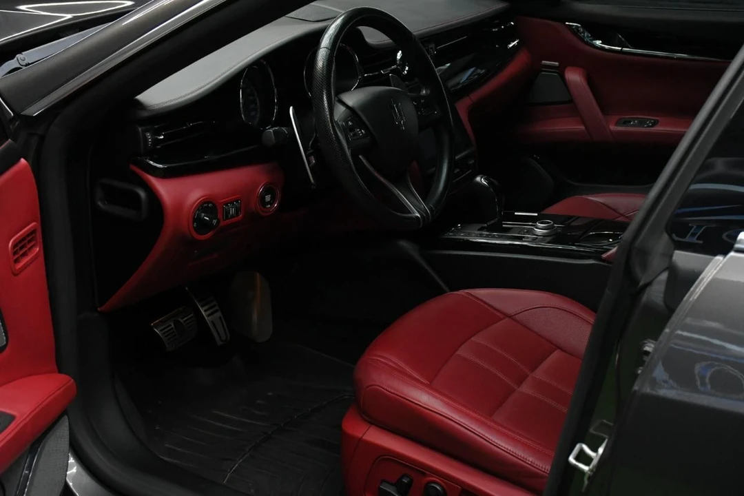 2017 Maserati Quattroporte 6th Gen - Image 23 of 31