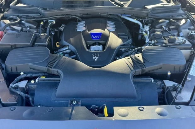 2017 Maserati Quattroporte 6th Gen - Image 6 of 7