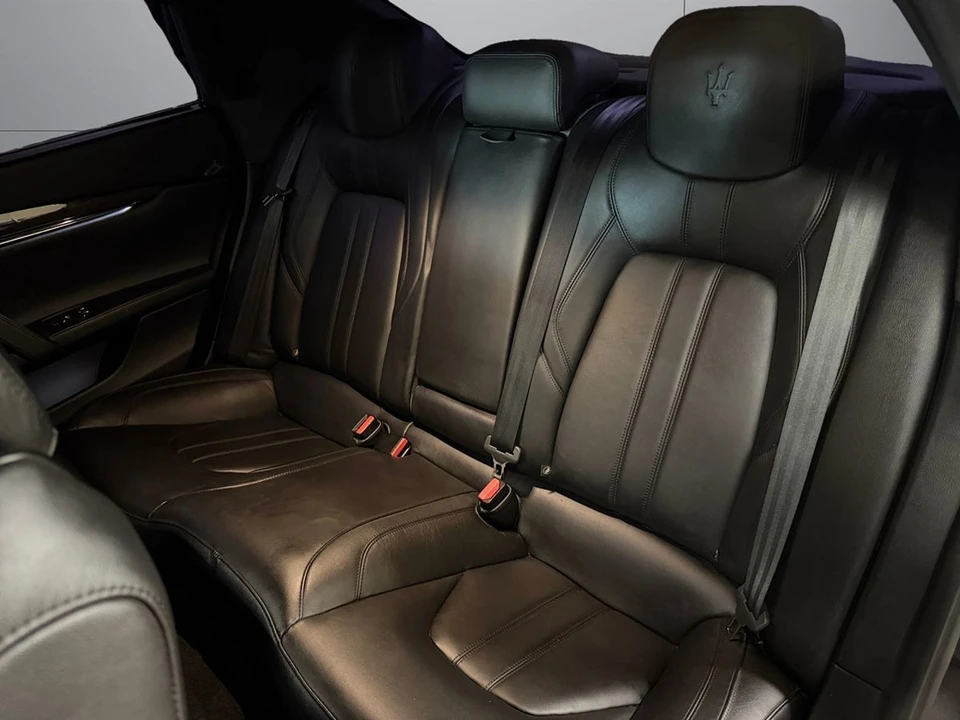 2017 Maserati Quattroporte 6th Gen - Image 15 of 25