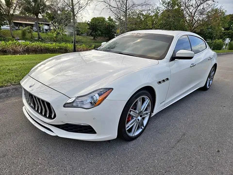 2017 Maserati Quattroporte S Q4 GranLusso Sedan 4D