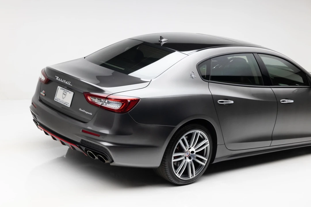 2017 Maserati Quattroporte 6th Gen - Image 19 of 21