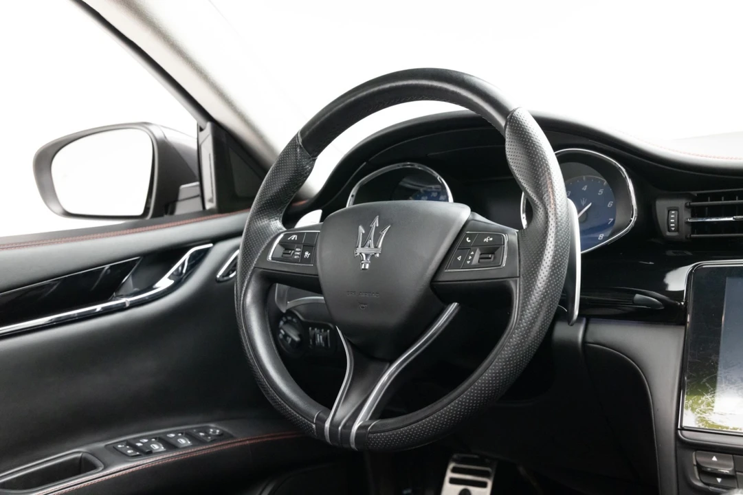 2017 Maserati Quattroporte 6th Gen - Image 10 of 21