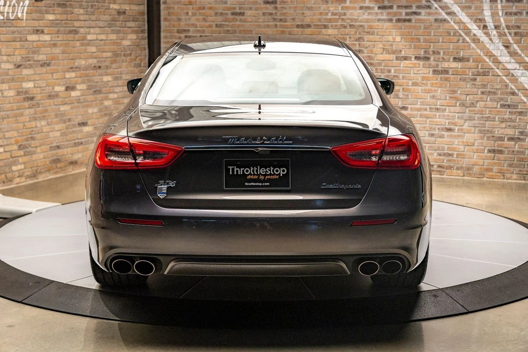 2017 Maserati - Image 9 of 24