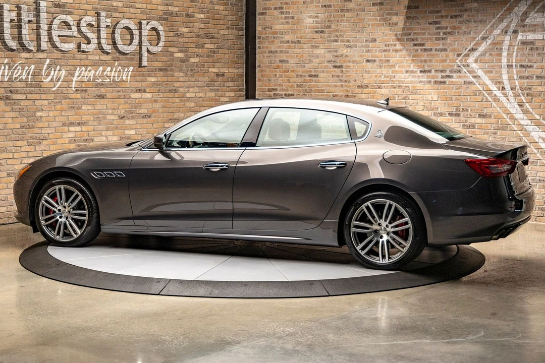 2017 Maserati - Image 11 of 24