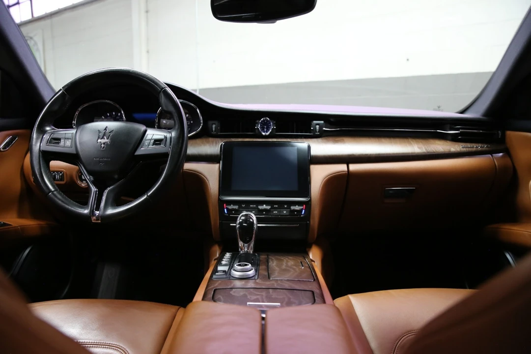 2017 Maserati Quattroporte 6th Gen - Image 9 of 31