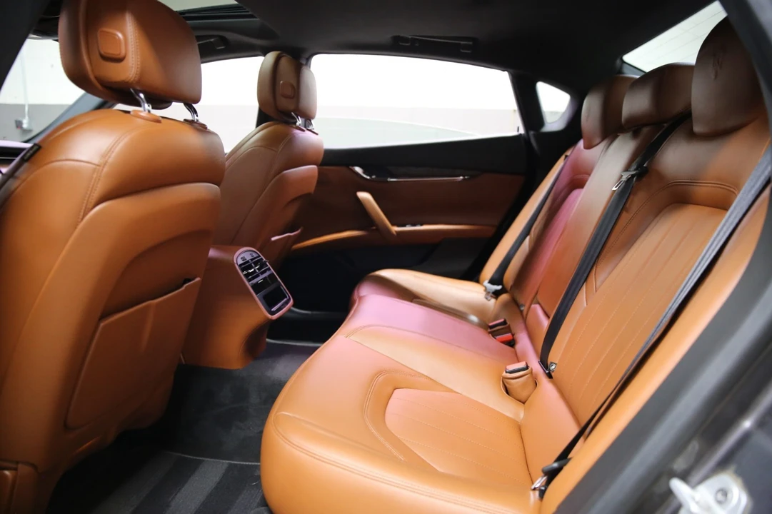 2017 Maserati Quattroporte 6th Gen - Image 13 of 31