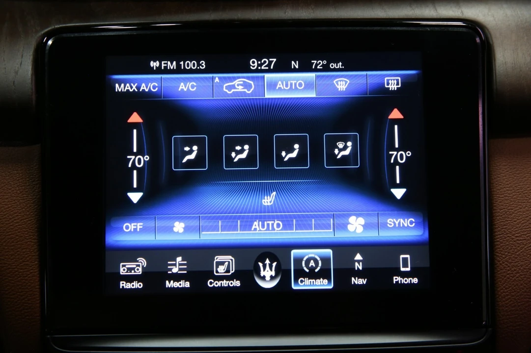 2017 Maserati Quattroporte 6th Gen - Image 28 of 31