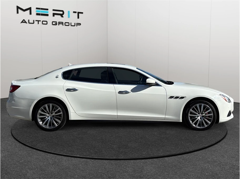 2017 Maserati Quattroporte 6th Gen - Image 10 of 12