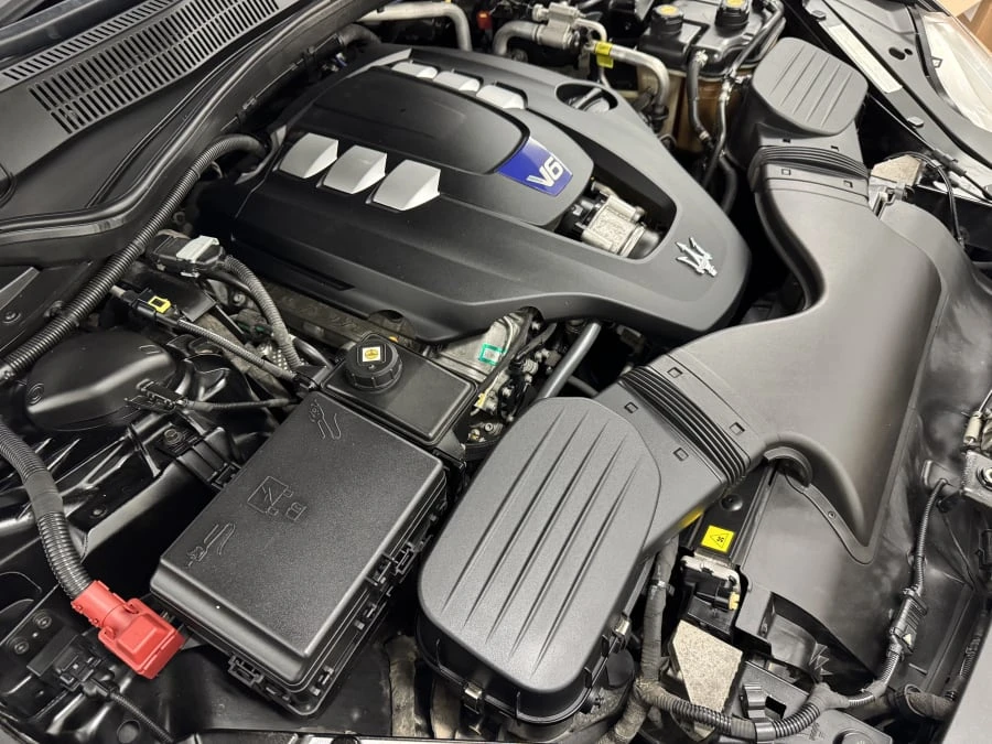 2017 Maserati Quattroporte 6th Gen - Image 31 of 31