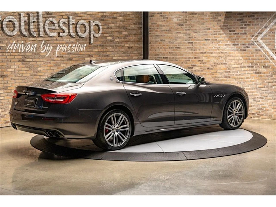 2017 Maserati Quattroporte 6th Gen - Image 8 of 31