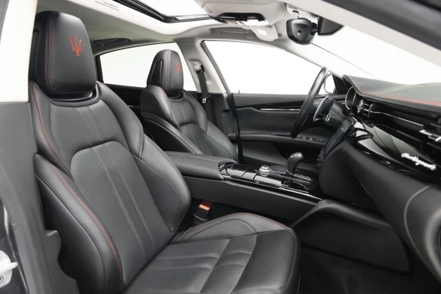 2017 Maserati Quattroporte 6th Gen - Image 4 of 4