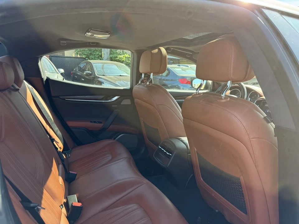 2017 Maserati Ghibli 3rd Gen - Image 15 of 16