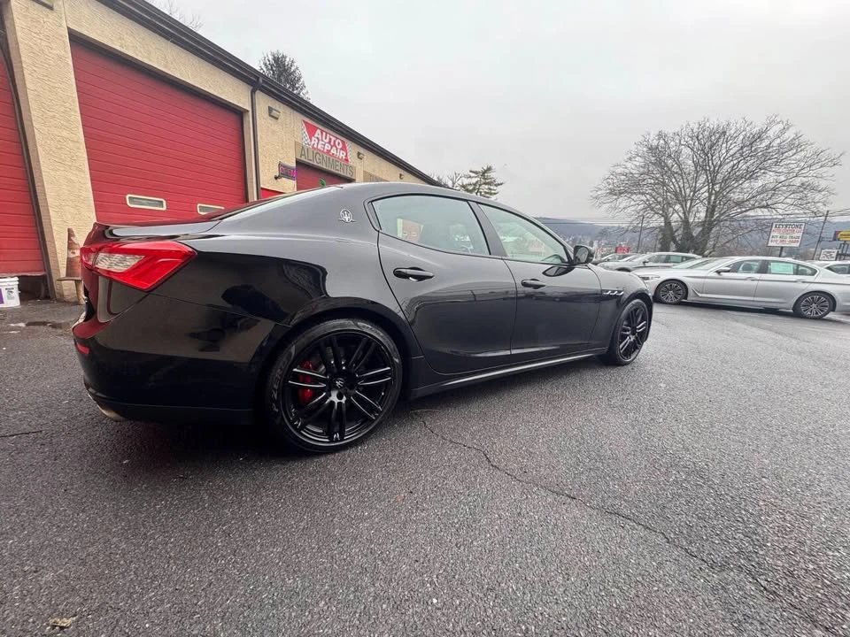 2017 Maserati Ghibli 3rd Gen - Image 5 of 20