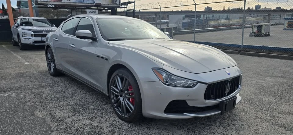 2017 Maserati Ghibli 3rd Gen - Image 3 of 11
